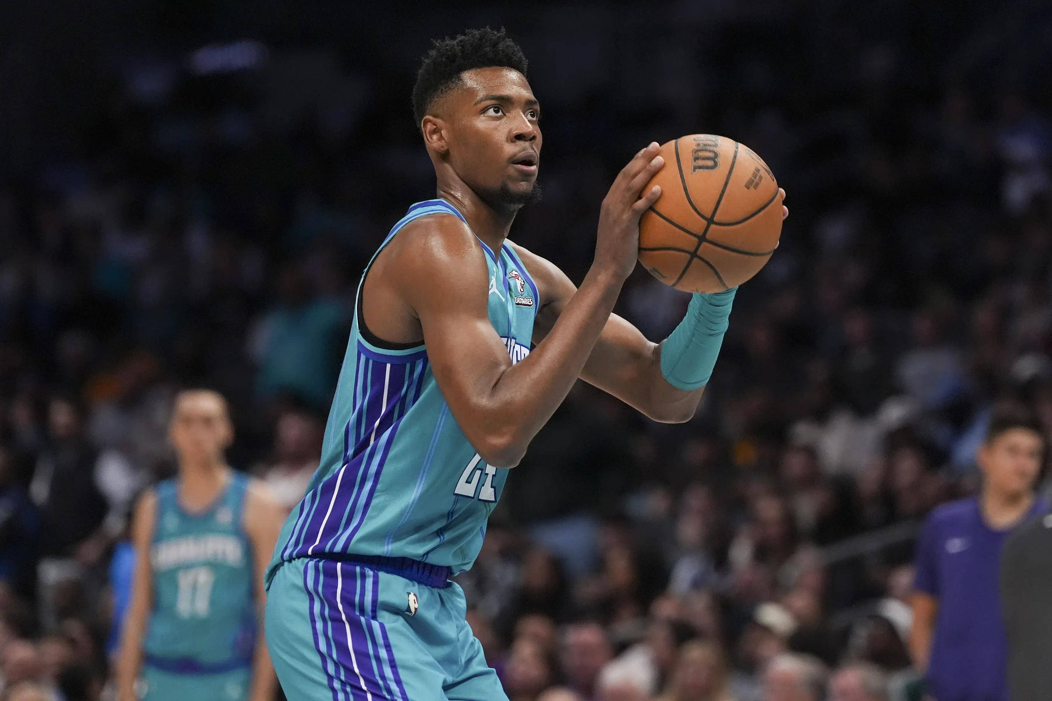 体育娱乐包含今晨孟菲斯灰熊绝杀压哨——NBA常规赛节点到来，震撼外界，身体对抗强度拉满的词条